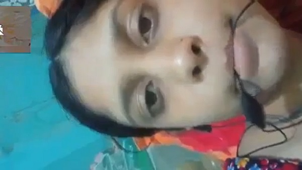 Muslim sister shows online pussy for money hindi