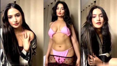 Sassy Poonam nude live cam video