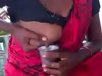 Indian Bhabhi Doodhwali Pressing Lactating Tits