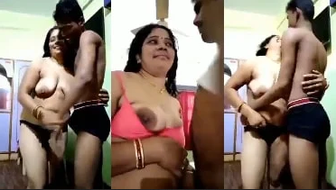 Bhabhi gets naked in front of stubborn devar
