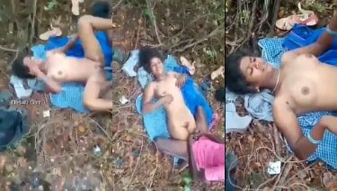 Andhra village girl naked in the forest and also made her MMS